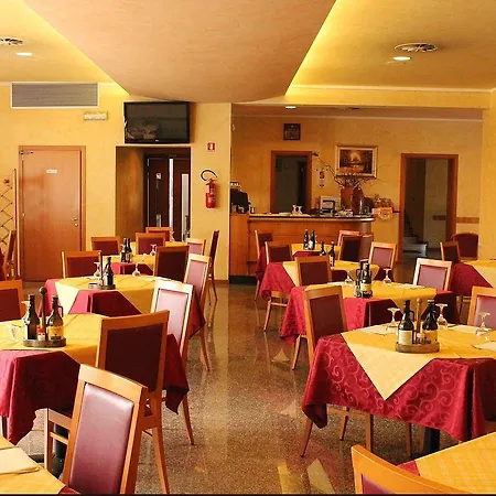 Hotel San Tomio
