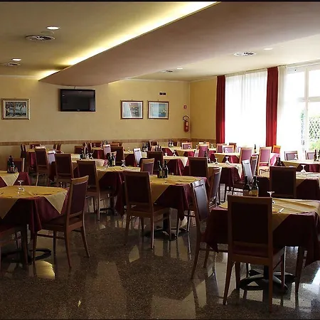 San Tomio Hotel
