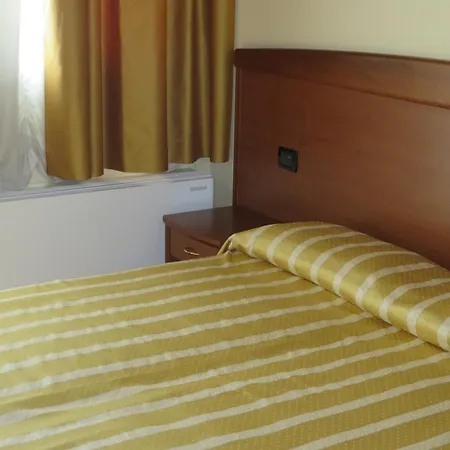 San Tomio Hotel 2*