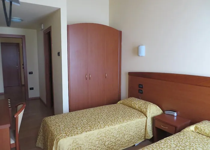 Otel San Tomio 2*